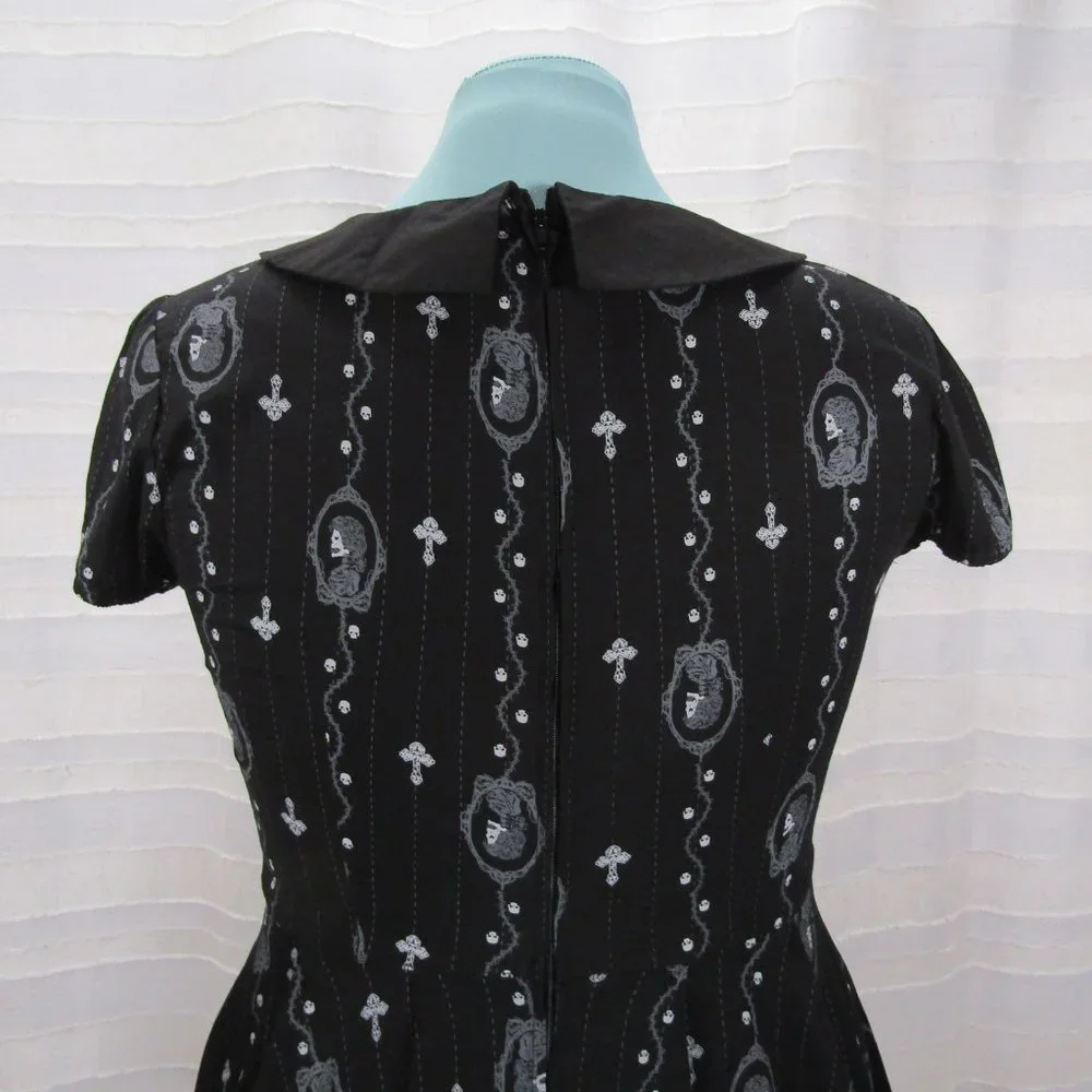 Hell Bunny Collared Gemma Mini Dress in Black Pinstripe Skull Cameo - M - Picture 5 of 10